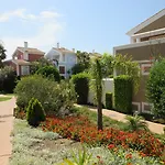 Апартаменты Cortijo Del Mar *